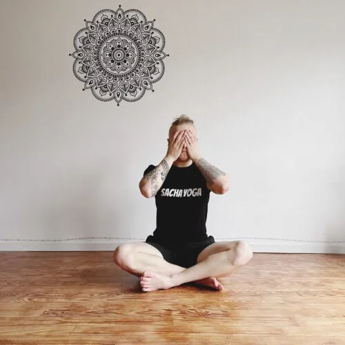 Comment faire la respiration de l’abeille (bhramari) ? 