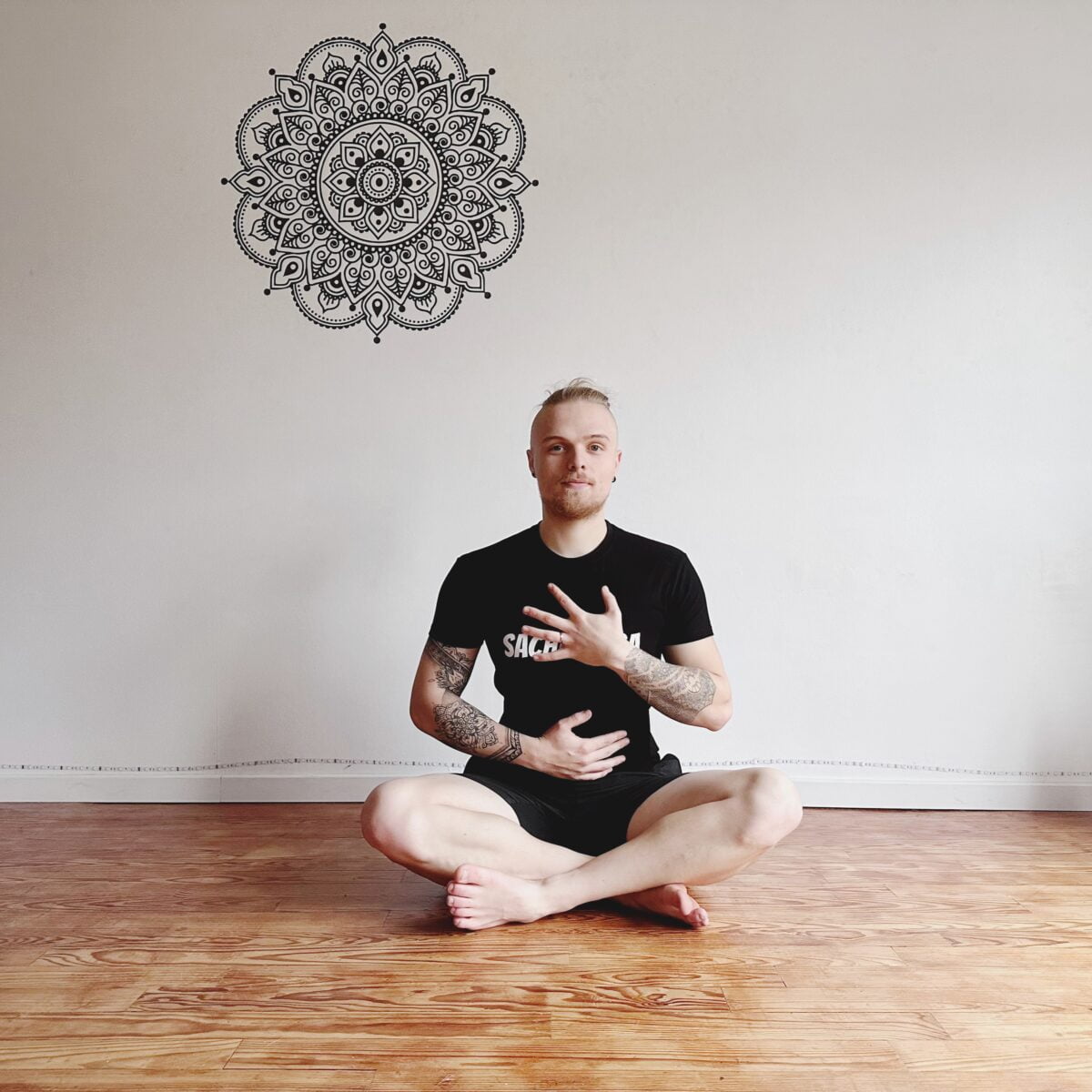 Les 8 piliers du yoga : Comprendre les fondements de cette pratique